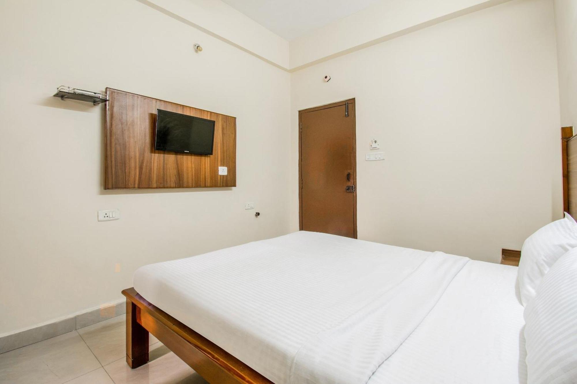 Hotel O Ssg Residency Visakhapatnam Esterno foto